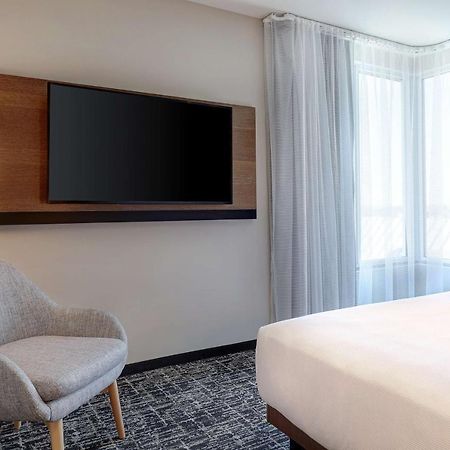 Hyatt Place Ottawa West Exterior photo